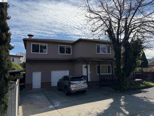 820 Island Dr, Alameda, CA 94502