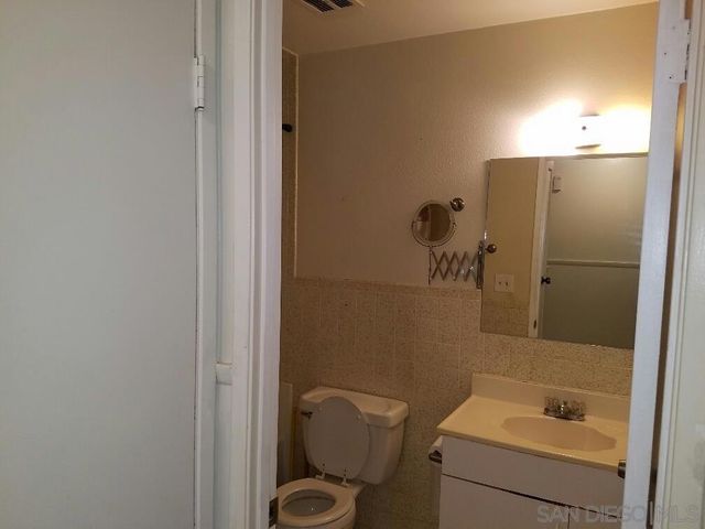 8474 Parkbrook, San Diego, CA 92114