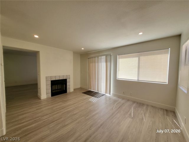 3305 Hyannis Circle, Las Vegas, NV 89129