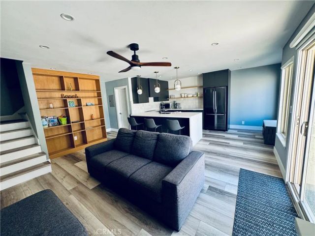 711 Pacific Coast 206, Huntington Beach, CA 92648