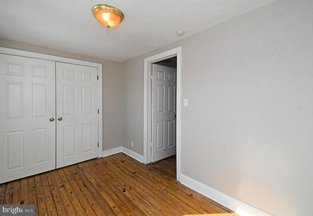 220 SAINT MARYS ST, Phoenixville, PA 19460