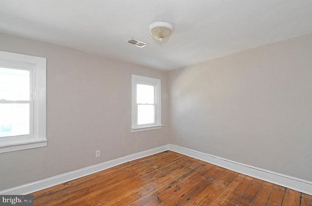 220 SAINT MARYS ST, Phoenixville, PA 19460