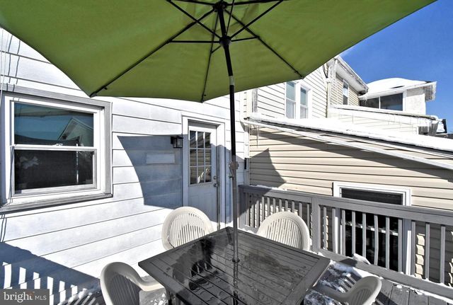 220 SAINT MARYS ST, Phoenixville, PA 19460