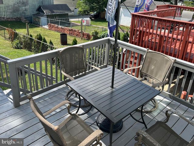 220 SAINT MARYS ST, Phoenixville, PA 19460