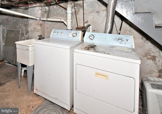 220 SAINT MARYS ST, Phoenixville, PA 19460