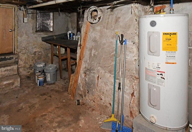 220 SAINT MARYS ST, Phoenixville, PA 19460