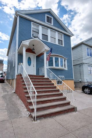 111-10 14th Avenue, College Point, NY 11356