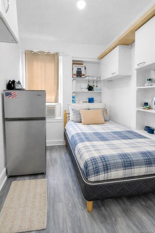 111-10 14th Avenue, College Point, NY 11356