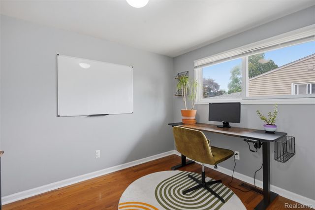 28282 Couzens Avenue, Madison Heights, MI 48071