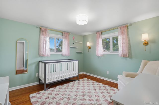 28282 Couzens Avenue, Madison Heights, MI 48071
