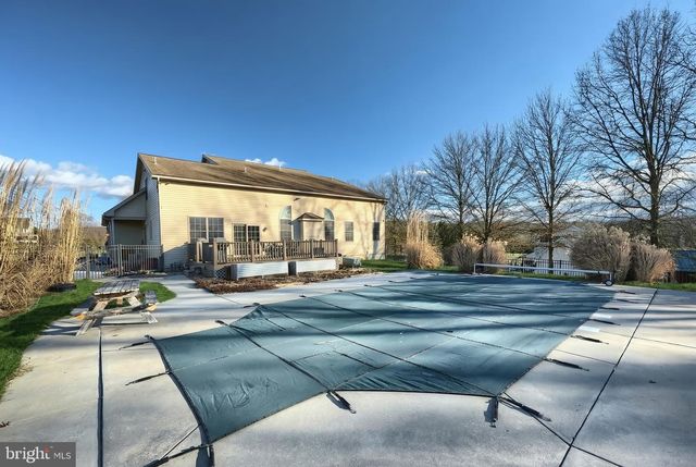 120 BUTTERCUP LN, Wellsville, PA 17365