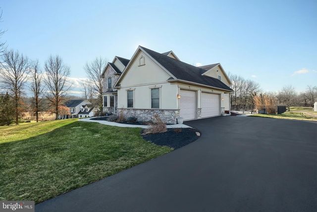 120 BUTTERCUP LN, Wellsville, PA 17365