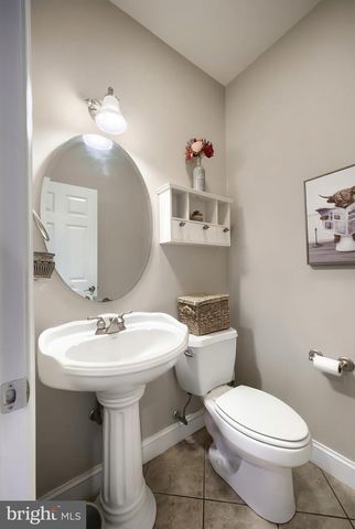 120 BUTTERCUP LN, Wellsville, PA 17365