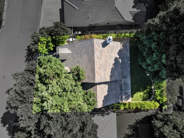 7636 Bridgeview Dr, Sacramento, CA 95831