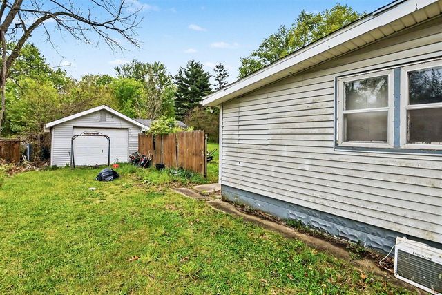 949 S 13th Street, Niles, MI 49120