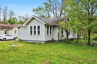 949 S 13th Street, Niles, MI 49120
