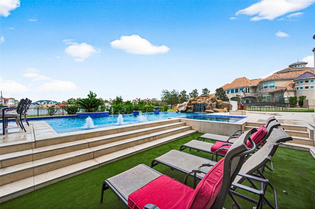 41 Cadence Court, Richmond, TX 77469