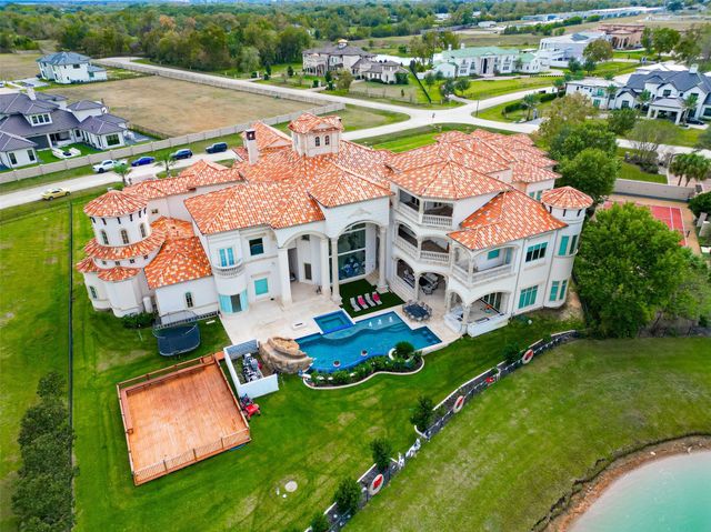 41 Cadence Court, Richmond, TX 77469