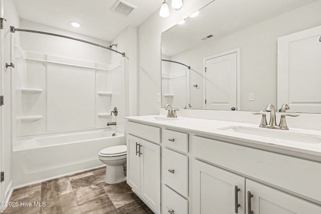 90 Rigsby Avenue, Four Oaks, NC 27524