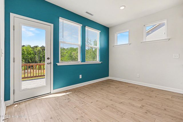 90 Rigsby Avenue, Four Oaks, NC 27524