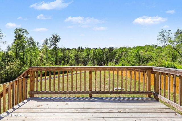 90 Rigsby Avenue, Four Oaks, NC 27524