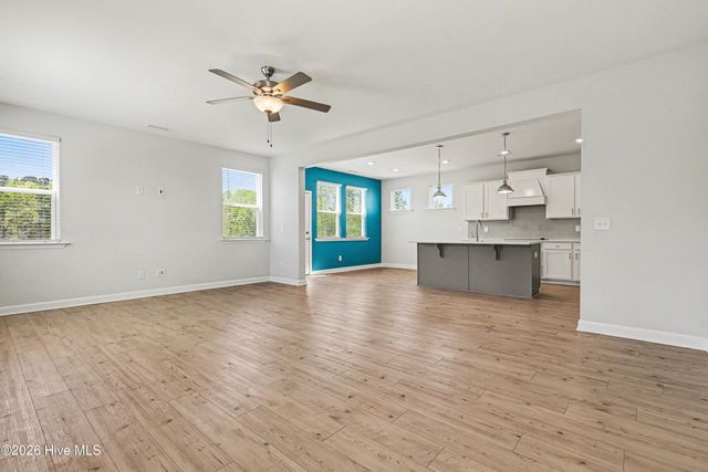 90 Rigsby Avenue, Four Oaks, NC 27524