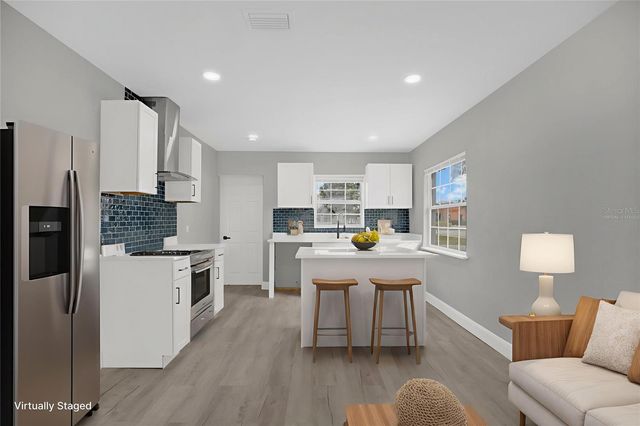 911 INDIANA STREET, Orlando, FL 32805