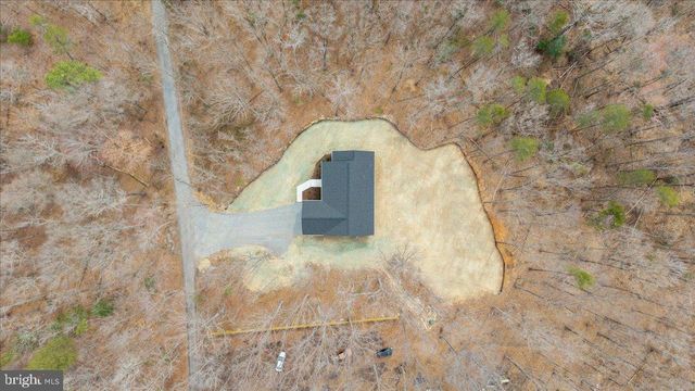 2180 WOODSON HOLLOW RD, Beaverdam, VA 23015