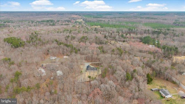 2180 WOODSON HOLLOW RD, Beaverdam, VA 23015