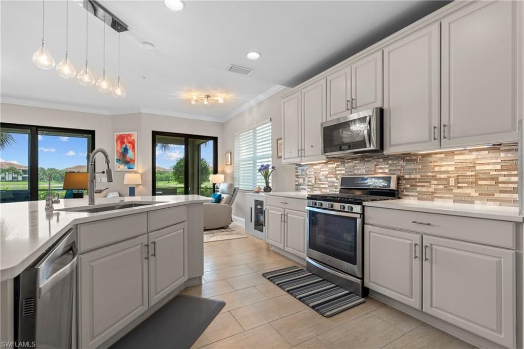 2137 FRANGIPANI CIR 102, NAPLES, FL 34120 — photo 3