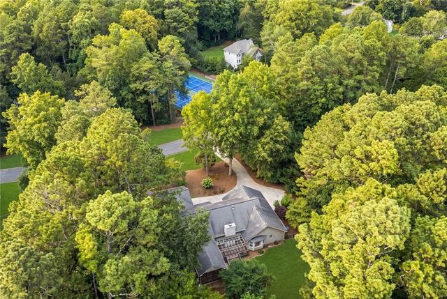 805 Pinehurst Drive, Woodstock, GA 30188