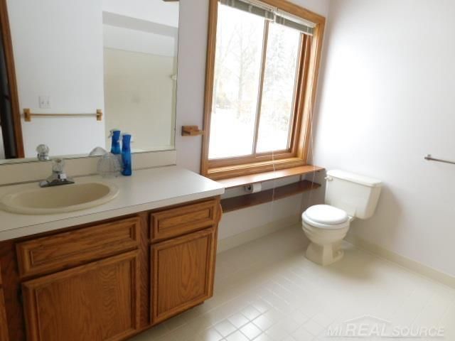 48515 Hidden Oaks Lane, Shelby Twp, MI 48317