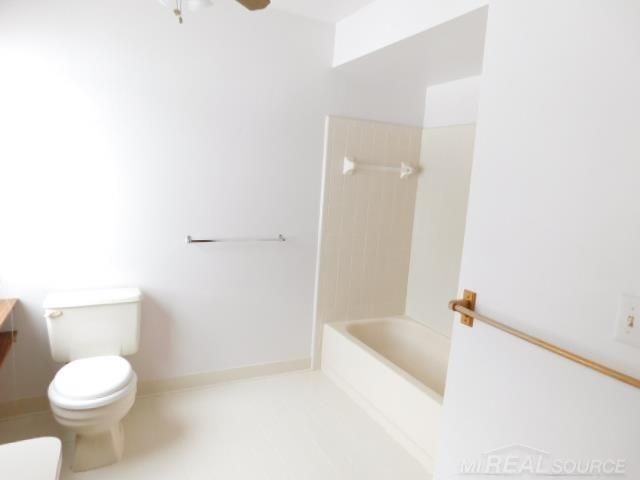 48515 Hidden Oaks Lane, Shelby Twp, MI 48317