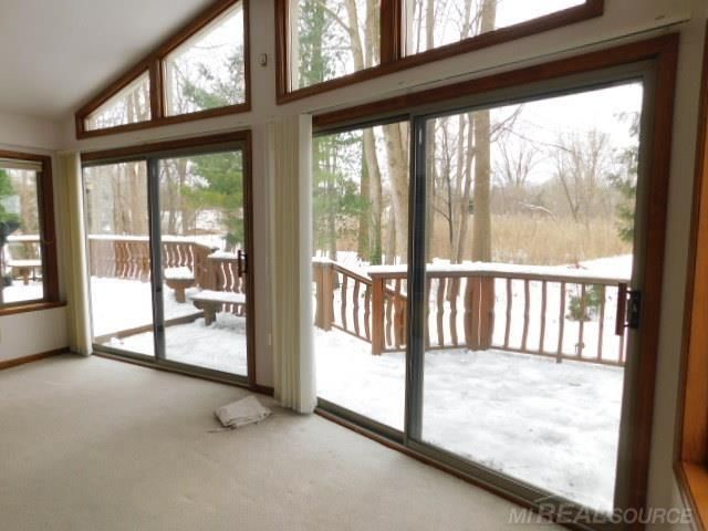 48515 Hidden Oaks Lane, Shelby Twp, MI 48317