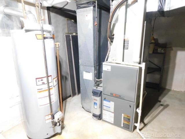 48515 Hidden Oaks Lane, Shelby Twp, MI 48317