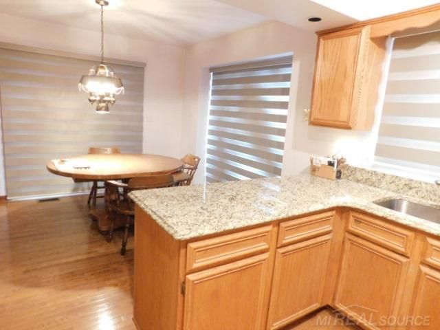 48515 Hidden Oaks Lane, Shelby Twp, MI 48317