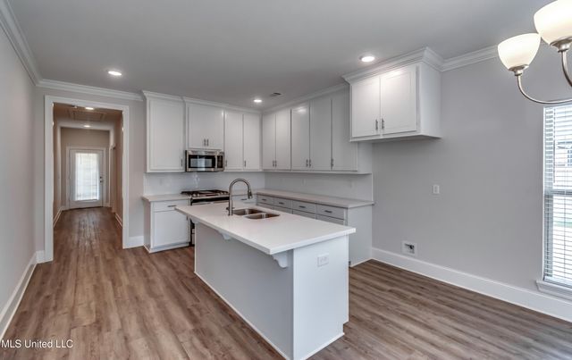 867 Long Leaf Circle, Brandon, MS 39042