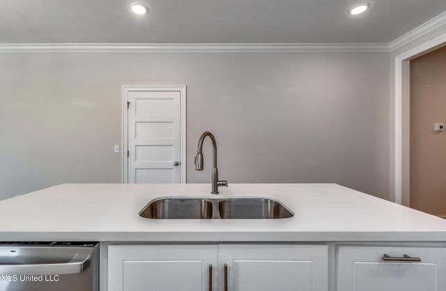 867 Long Leaf Circle, Brandon, MS 39042