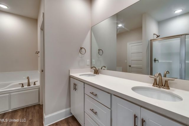 867 Long Leaf Circle, Brandon, MS 39042