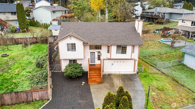 1072 NE Lombard Court, Bremerton, WA 98311