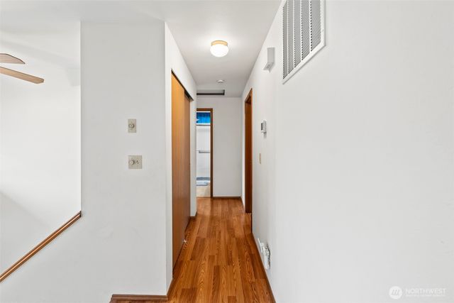 1072 NE Lombard Court, Bremerton, WA 98311