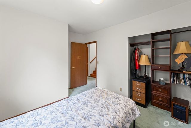 1072 NE Lombard Court, Bremerton, WA 98311