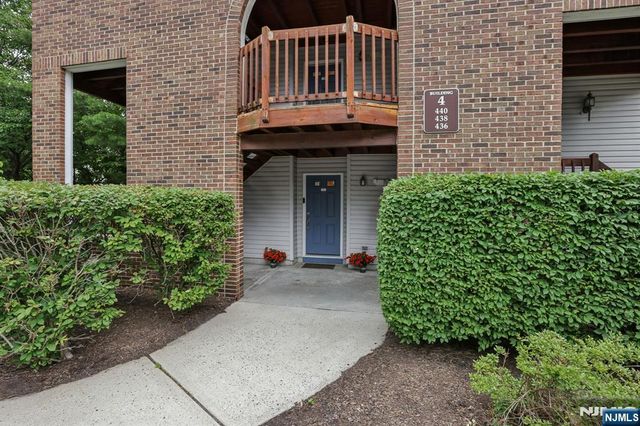 436 Lee Court 4133, Fort Lee, NJ 07024