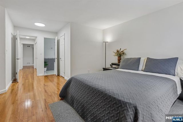 436 Lee Court 4133, Fort Lee, NJ 07024