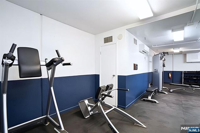 436 Lee Court 4133, Fort Lee, NJ 07024