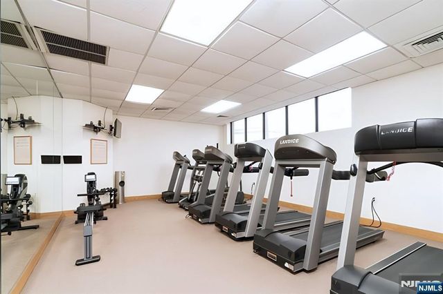 436 Lee Court 4133, Fort Lee, NJ 07024