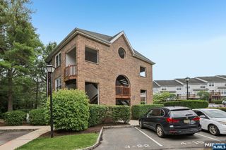 436 Lee Court 4133, Fort Lee, NJ 07024