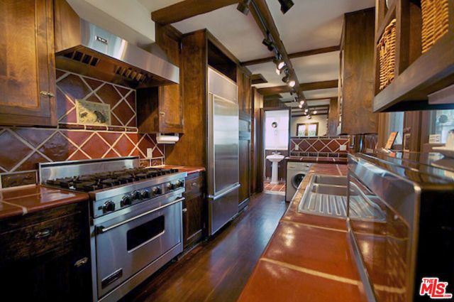 2667 LAKE VIEW Terrace, Los Angeles, CA 90039