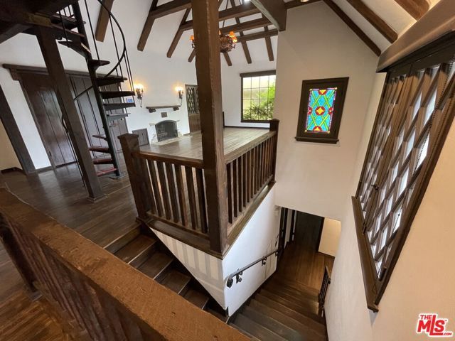 2667 LAKE VIEW Terrace, Los Angeles, CA 90039