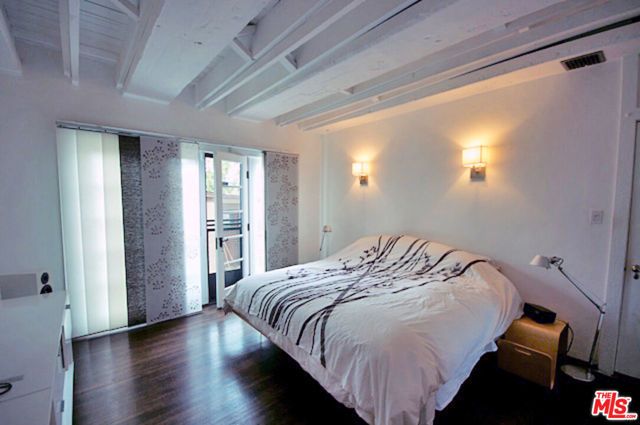 2667 LAKE VIEW Terrace, Los Angeles, CA 90039